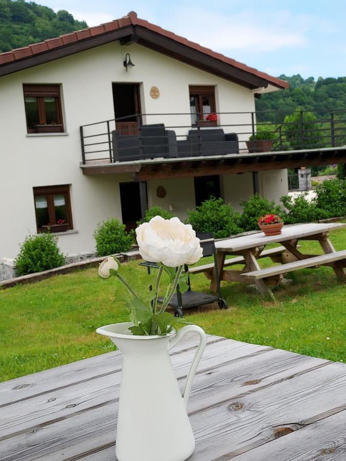 Apartamento La Teyera II Onís エクステリア 写真